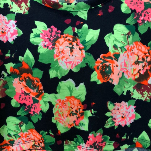 Crop top t shirt - Picture 2 of 2